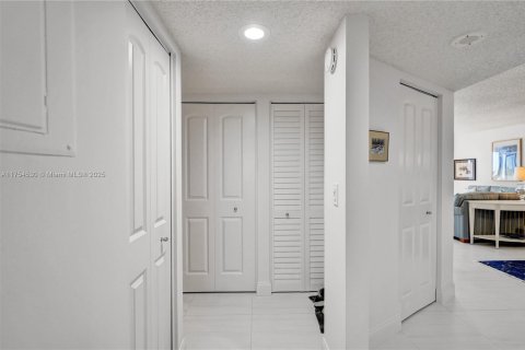 Condominio en venta en Delray Beach, Florida, 2 dormitorios, 106.84 m2 № 1867442 - foto 15