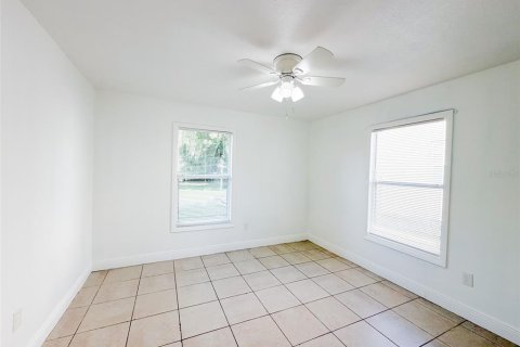House in Lakeland, Florida 3 bedrooms, 81.29 sq.m. № 2202491 - photo 18