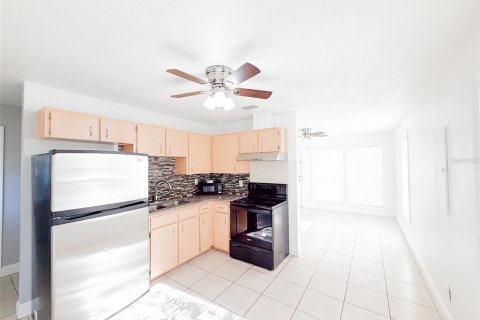 House in Lakeland, Florida 3 bedrooms, 81.29 sq.m. № 2202491 - photo 27