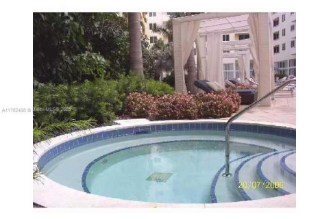 Condominio en venta en Aventura, Florida, 2 dormitorios, 109.07 m2 № 1735691 - foto 13