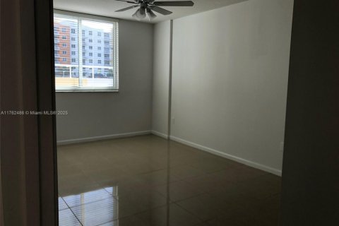 Condominio en venta en Aventura, Florida, 2 dormitorios, 109.07 m2 № 1735691 - foto 7