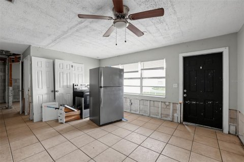 Villa ou maison à vendre à Tampa, Floride: 3 chambres, 111.58 m2 № 2437153 - photo 9