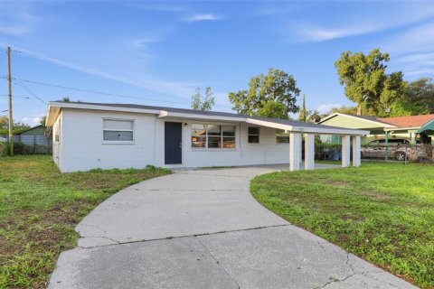 Villa ou maison à vendre à Tampa, Floride: 3 chambres, 111.58 m2 № 2437153 - photo 3