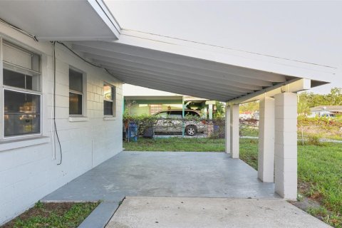 Villa ou maison à vendre à Tampa, Floride: 3 chambres, 111.58 m2 № 2437153 - photo 5