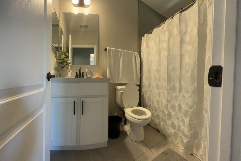 Villa ou maison à louer à Port St. Lucie, Floride: 5 chambres, 300.07 m2 № 2085321 - photo 19
