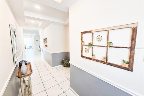 Casa en venta en Kissimmee, Florida, 6 dormitorios, 277.5 m2 № 1917614 - foto 10