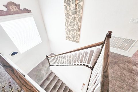 Casa en venta en Kissimmee, Florida, 6 dormitorios, 277.5 m2 № 1917614 - foto 23