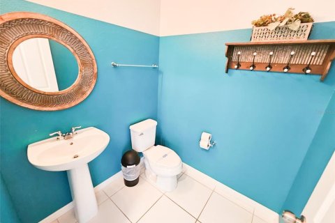 Casa en venta en Kissimmee, Florida, 6 dormitorios, 277.5 m2 № 1917614 - foto 21