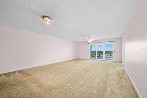 Copropriété à vendre à Daytona Beach, Floride: 2 chambres, 140.47 m2 № 2403128 - photo 11