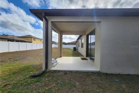 House in Brooksville, Florida 3 bedrooms, 135.82 sq.m. № 2204633 - photo 28