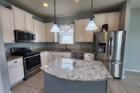 House in Brooksville, Florida 3 bedrooms, 135.82 sq.m. № 2204633 - photo 12