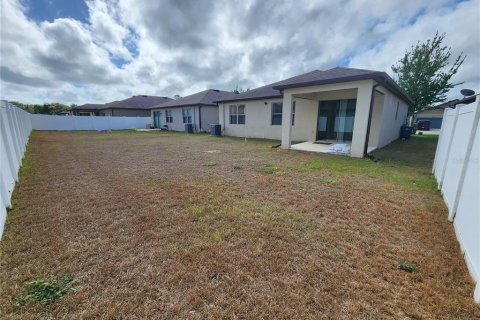 House in Brooksville, Florida 3 bedrooms, 135.82 sq.m. № 2204633 - photo 29