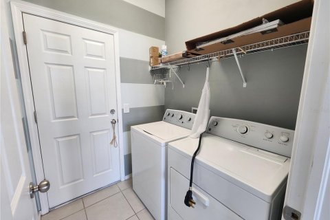 House in Brooksville, Florida 3 bedrooms, 135.82 sq.m. № 2204633 - photo 27