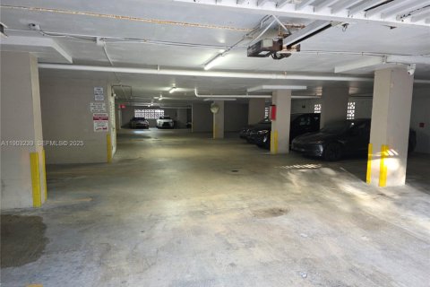 Condominio en venta en Miami Beach, Florida, 1 dormitorio, 57.04 m2 № 1955038 - foto 26