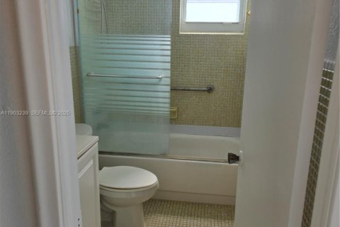 Condominio en venta en Miami Beach, Florida, 1 dormitorio, 57.04 m2 № 1955038 - foto 23