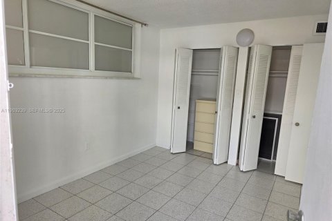 Condominio en venta en Miami Beach, Florida, 1 dormitorio, 57.04 m2 № 1955038 - foto 20