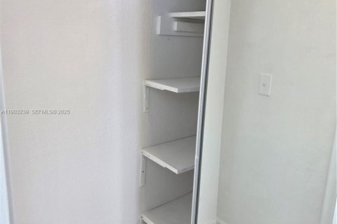 Condominio en venta en Miami Beach, Florida, 1 dormitorio, 57.04 m2 № 1955038 - foto 22