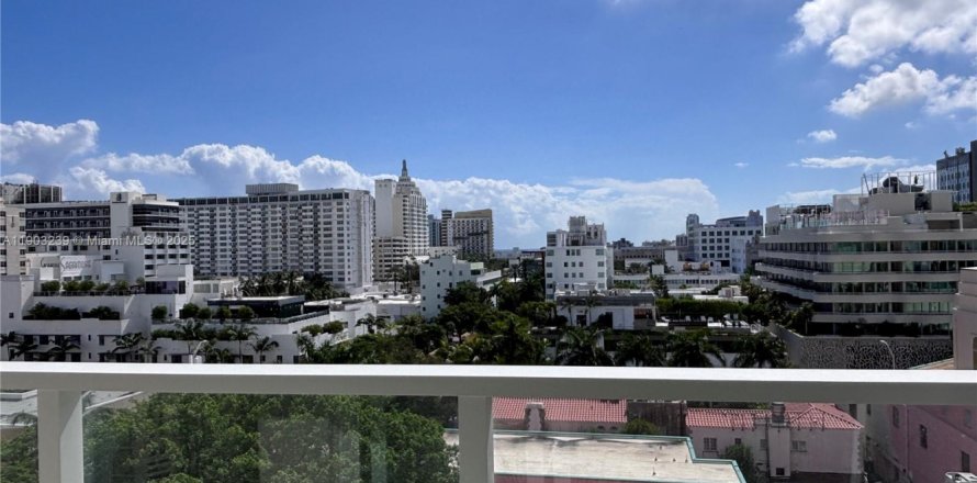 Condo in Miami Beach, Florida, 1 bedroom  № 1955038