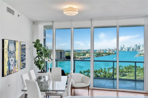 Copropriété à vendre à Miami Beach, Floride: 2 chambres, 147.81 m2 № 1895384 - photo 1