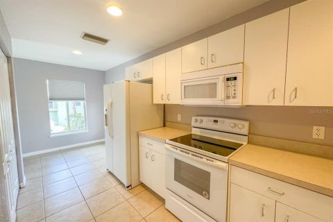 Copropriété à louer à Rotonda, Floride: 2 chambres, 114.27 m2 № 2315139 - photo 11