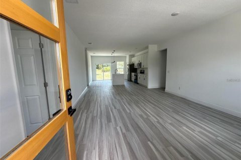 House in Ocala, Florida 4 bedrooms, 151.43 sq.m. № 2099139 - photo 10
