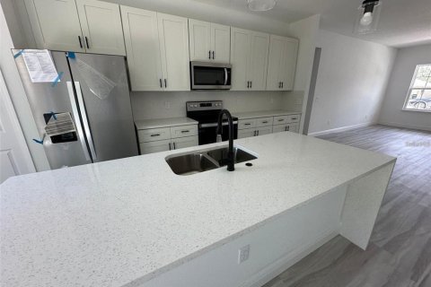 House in Ocala, Florida 4 bedrooms, 151.43 sq.m. № 2099139 - photo 14
