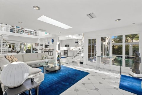 Купить виллу или дом в Сарасота, Флорида 13 комнат, 357.02м2, № 2149582 - фото 16