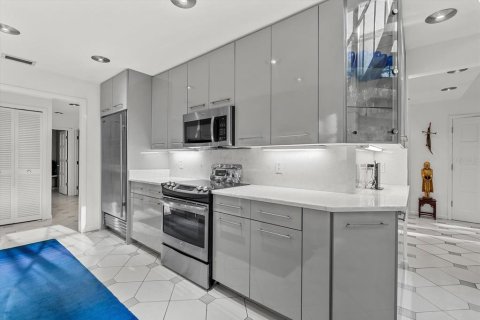 Купить виллу или дом в Сарасота, Флорида 13 комнат, 357.02м2, № 2149582 - фото 20