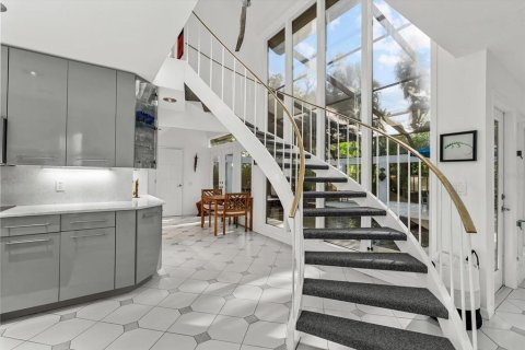 Купить виллу или дом в Сарасота, Флорида 13 комнат, 357.02м2, № 2149582 - фото 19
