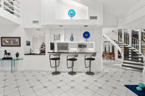 Купить виллу или дом в Сарасота, Флорида 13 комнат, 357.02м2, № 2149582 - фото 17