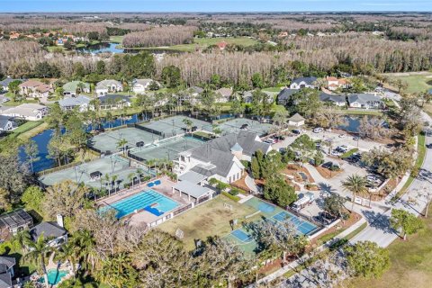 House in Lutz, Florida 4 bedrooms, 215.81 sq.m. № 1631326 - photo 29