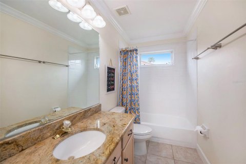 House in Lutz, Florida 4 bedrooms, 215.81 sq.m. № 1631326 - photo 19
