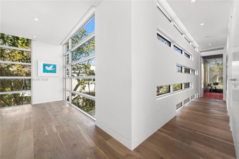 Villa ou maison à louer à Miami Beach, Floride: 6 chambres, 723.62 m2 № 1983358 - photo 28