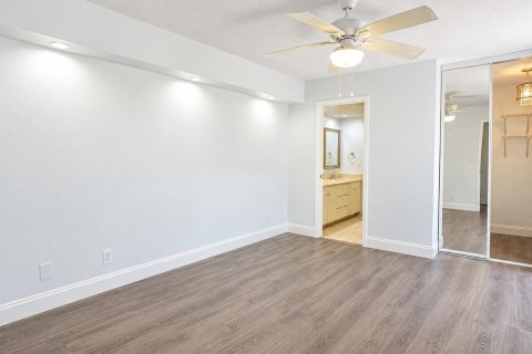 Townhouse in Plantation, Florida 2 bedrooms, 127.46 sq.m. № 2421186 - photo 19