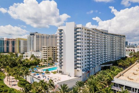 Copropriété à louer à Miami Beach, Floride: 49.24 m2 № 2154857 - photo 24