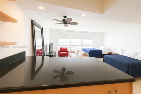 Copropriété à louer à Miami Beach, Floride: 49.24 m2 № 2154857 - photo 6