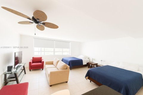 Copropriété à louer à Miami Beach, Floride: 49.24 m2 № 2154857 - photo 4