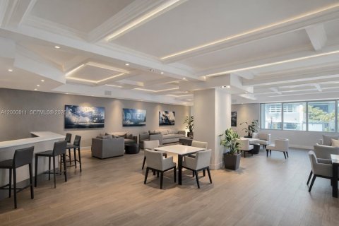 Copropriété à louer à Miami Beach, Floride: 49.24 m2 № 2154857 - photo 2