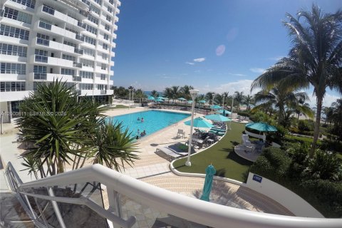 Copropriété à louer à Miami Beach, Floride: 49.24 m2 № 2154857 - photo 21