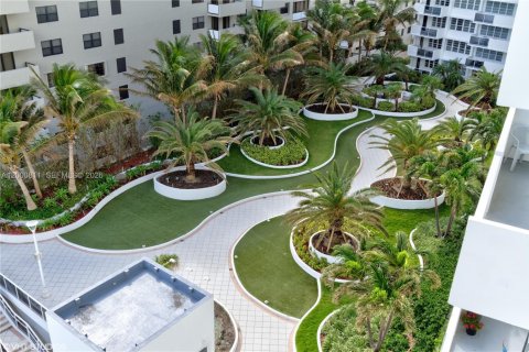 Copropriété à louer à Miami Beach, Floride: 49.24 m2 № 2154857 - photo 16