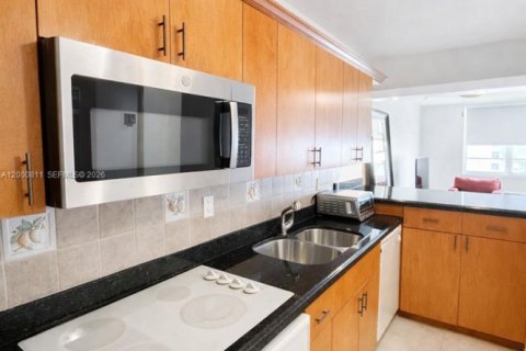Copropriété à louer à Miami Beach, Floride: 49.24 m2 № 2154857 - photo 10
