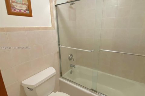 Copropriété à louer à Miami Beach, Floride: 49.24 m2 № 2154857 - photo 15