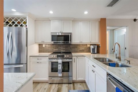 Copropriété à louer à Saint Petersburg, Floride: 2 chambres, 85.01 m2 № 1657775 - photo 11
