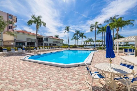 Copropriété à louer à Saint Petersburg, Floride: 2 chambres, 85.01 m2 № 1657775 - photo 27