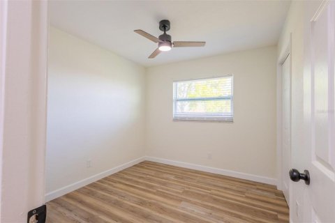 Villa ou maison à vendre à Lakeland, Floride: 4 chambres, 147.06 m2 № 2358466 - photo 19