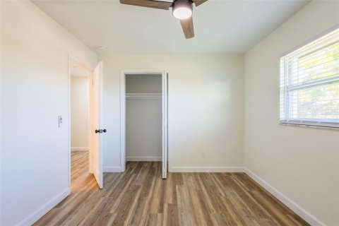 Villa ou maison à vendre à Lakeland, Floride: 4 chambres, 147.06 m2 № 2358466 - photo 29