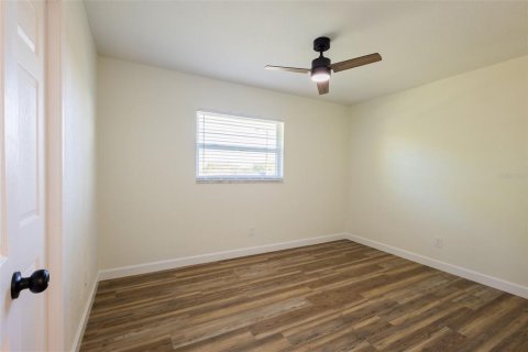 Villa ou maison à vendre à Lakeland, Floride: 4 chambres, 147.06 m2 № 2358466 - photo 21