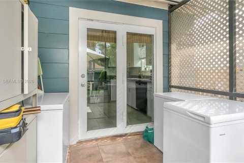 House in Fort Lauderdale, Florida 3 bedrooms, 103.86 sq.m. № 2068227 - photo 26