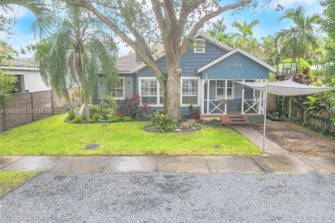 Дом в Форт-Лодердейл, Флорида 7 комнат, 103.86м2 № 2068227