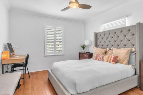 House in Fort Lauderdale, Florida 3 bedrooms, 103.86 sq.m. № 2068227 - photo 19